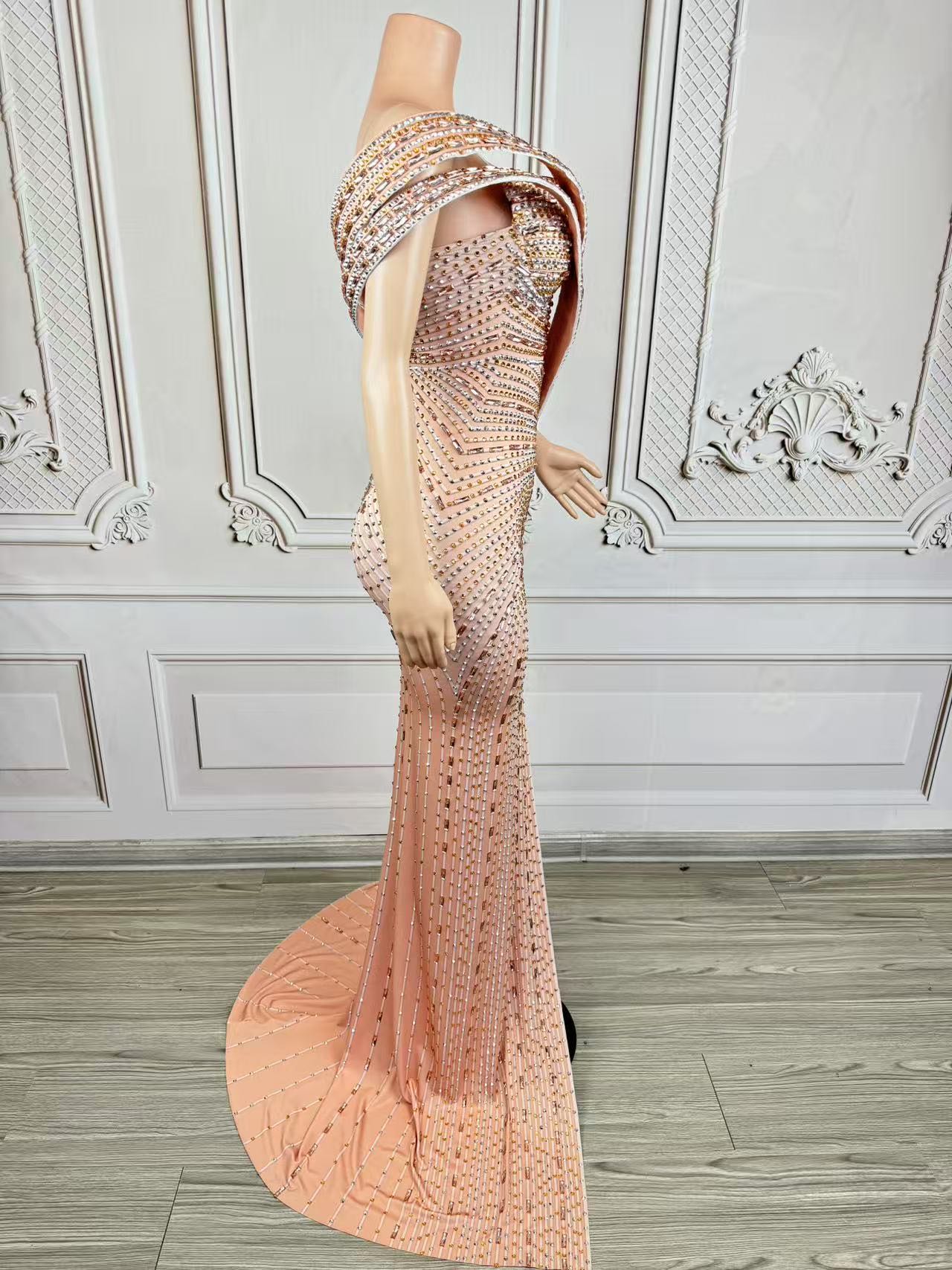 Xiangbin Sparkly Crystals Form - огляд і ціна Women Formal Wear For Graduation