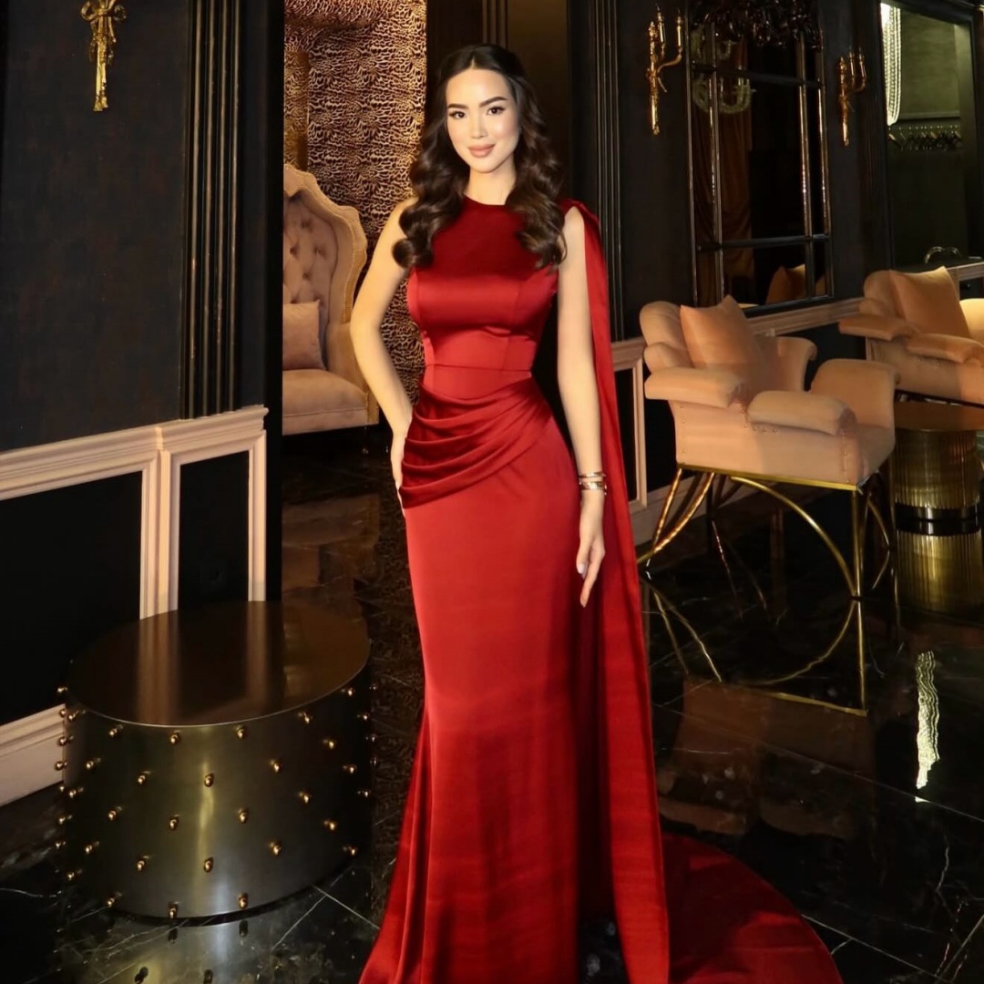 Bella Customized Red Satin One - огляд і ціна Women Formal Wear For Graduation